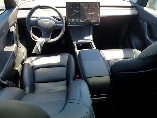 7SAYGDEE9NF328488 2022 TESLA MODEL Y - Image 8