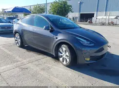 7SAYGDEE9NF337966 2022 TESLA MODEL Y
