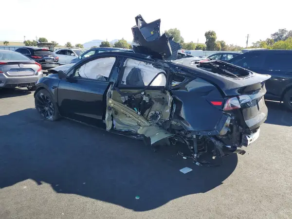 7SAYGDEE9NF342181 2022 TESLA MODEL Y - Image 2