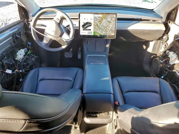 7SAYGDEE9NF343301 2022 TESLA MODEL Y - Image 8