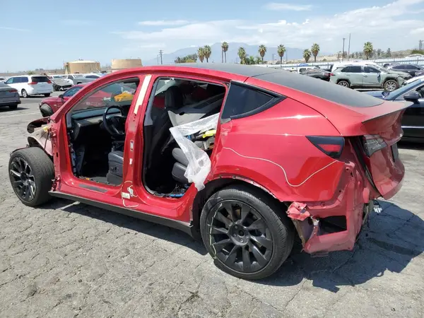 7SAYGDEE9NF347199 2022 TESLA MODEL Y - Image 2