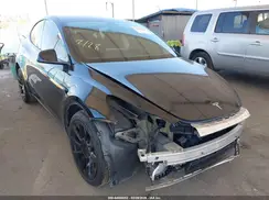 7SAYGDEE9NF352273 2022 TESLA MODEL Y