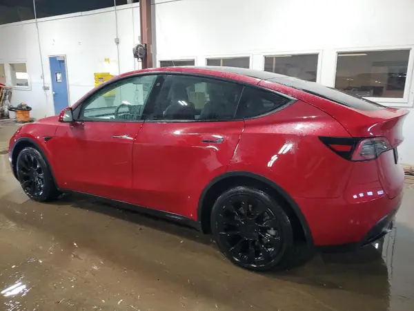 7SAYGDEE9NF355187 2022 TESLA MODEL Y - Image 2