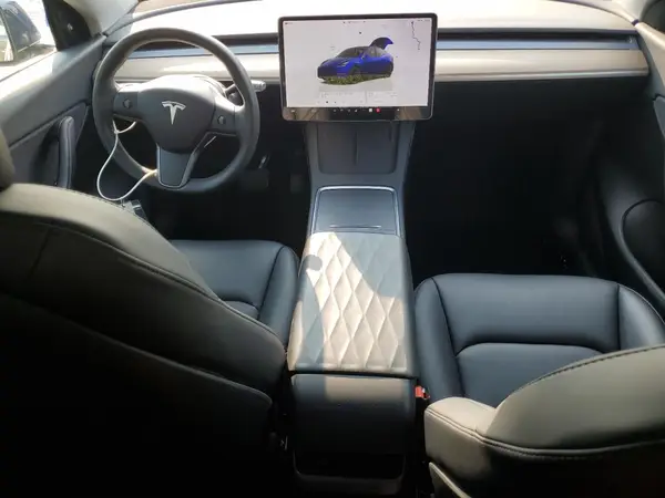 7SAYGDEE9NF357330 2022 TESLA MODEL Y - Image 8