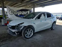 7SAYGDEE9NF359224 2022 TESLA MODEL Y