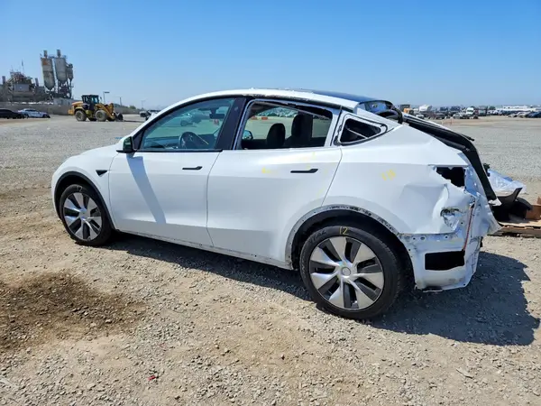 7SAYGDEE9NF364276 2022 TESLA MODEL Y - Image 2