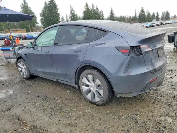 7SAYGDEE9NF364942 2022 TESLA MODEL Y - Image 2