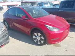 7SAYGDEE9NF365363 2022 TESLA MODEL Y