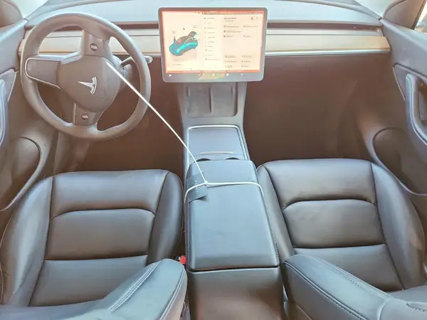7SAYGDEE9NF368652 2022 TESLA MODEL Y - Image 8