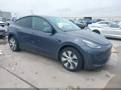 7SAYGDEE9NF385306 2022 TESLA MODEL Y