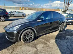 7SAYGDEE9NF416831 2022 TESLA MODEL Y