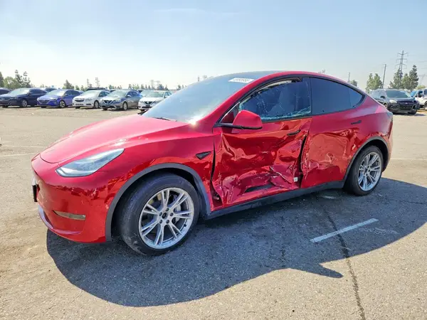 7SAYGDEE9NF419664 2022 TESLA MODEL Y - Image 1