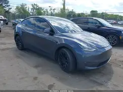 7SAYGDEE9NF422550 2022 TESLA MODEL Y