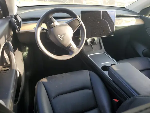 7SAYGDEE9NF423021 2022 TESLA MODEL Y - Image 8