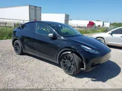 7SAYGDEE9NF424105 2022 TESLA MODEL Y