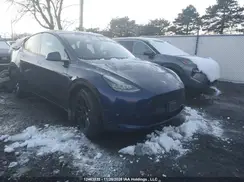 7SAYGDEE9NF425948 2022 TESLA MODEL Y
