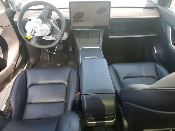 7SAYGDEE9NF427747 2022 TESLA MODEL Y - Image 8