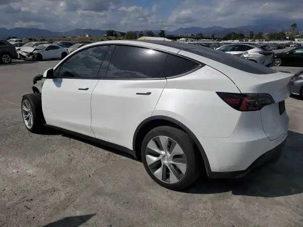 7SAYGDEE9NF434908 2022 TESLA MODEL Y - Image 2