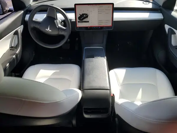 7SAYGDEE9NF438828 2022 TESLA MODEL Y - Image 8