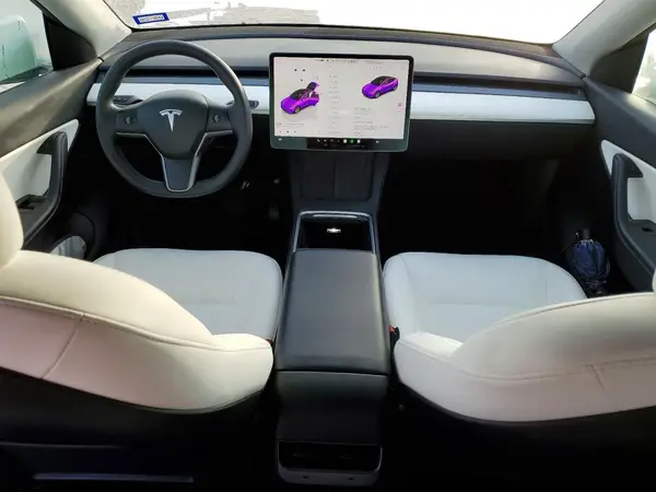 7SAYGDEE9NF440014 2022 TESLA MODEL Y - Image 8