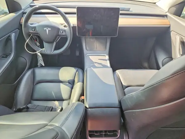 7SAYGDEE9NF443110 2022 TESLA MODEL Y - Image 8