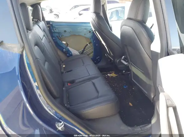 7SAYGDEE9NF443673 2022 TESLA MODEL Y - Image 8
