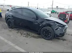 7SAYGDEE9NF450347 2022 TESLA MODEL Y