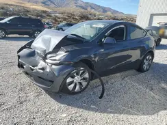 7SAYGDEE9NF453779 2022 TESLA MODEL Y