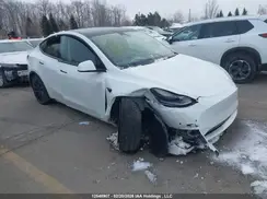 7SAYGDEE9NF468976 2022 TESLA MODEL Y
