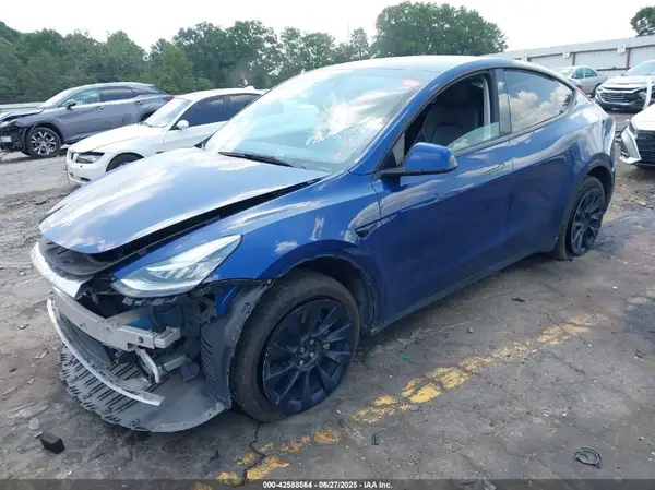 7SAYGDEE9NF494705 2022 TESLA MODEL Y - Image 2