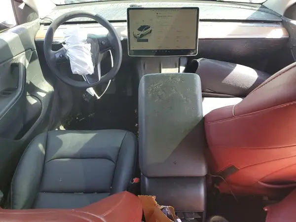 7SAYGDEE9NF504553 2022 TESLA MODEL Y - Image 8