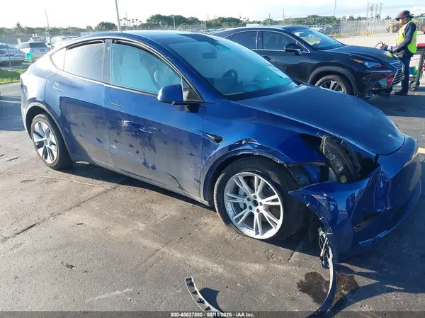 7SAYGDEE9NF515813 2022 TESLA MODEL Y - Image 1