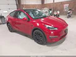 7SAYGDEE9NF523264 2022 TESLA MODEL Y