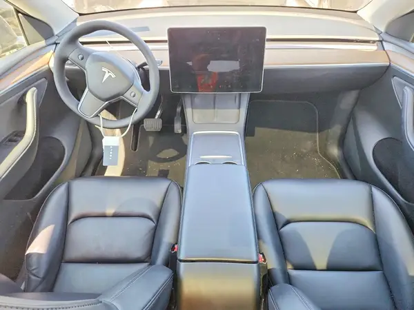 7SAYGDEE9NF533289 2022 TESLA MODEL Y - Image 8