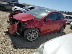 7SAYGDEE9NF555180 2022 TESLA MODEL Y