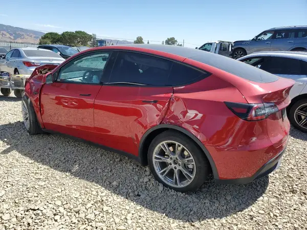 7SAYGDEE9NF555180 2022 TESLA MODEL Y - Image 2