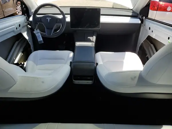 7SAYGDEE9NF555888 2022 TESLA MODEL Y - Image 8