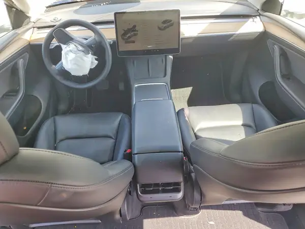 7SAYGDEE9NF560508 2022 TESLA MODEL Y - Image 8