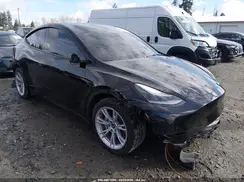 7SAYGDEE9NF561724 2022 TESLA MODEL Y
