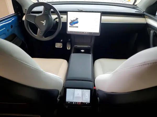 7SAYGDEE9NF563845 2022 TESLA MODEL Y - Image 8