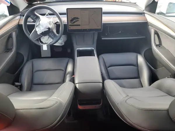 7SAYGDEE9NF576272 2022 TESLA MODEL Y - Image 8