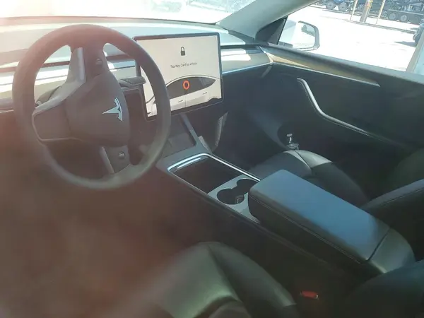 7SAYGDEE9PA023010 2023 TESLA MODEL Y - Image 8