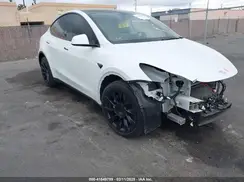 7SAYGDEE9PA025064 2023 TESLA MODEL Y