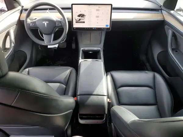 7SAYGDEE9PA025095 2023 TESLA MODEL Y - Image 8