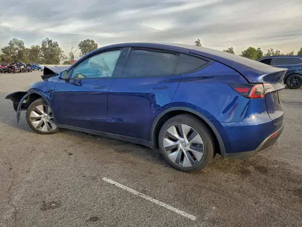7SAYGDEE9PA025579 2023 TESLA MODEL Y - Image 2