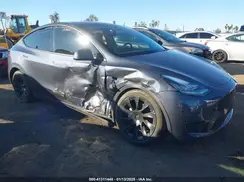 7SAYGDEE9PA026828 2023 TESLA MODEL Y