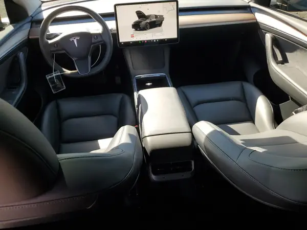 7SAYGDEE9PA028157 2023 TESLA MODEL Y - Image 8