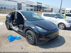7SAYGDEE9PA030510 2023 TESLA MODEL Y