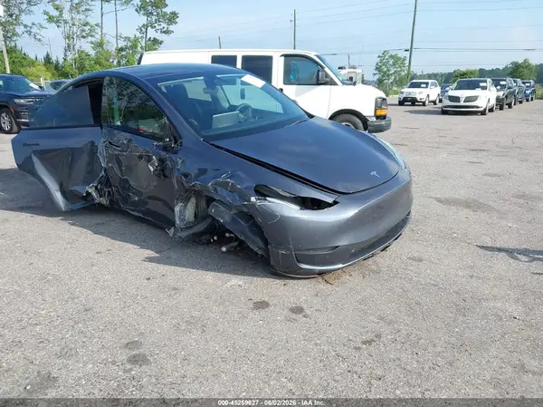 7SAYGDEE9PA032855 2023 TESLA MODEL Y - Image 1