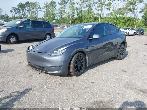 7SAYGDEE9PA032855 2023 TESLA MODEL Y - Image 2